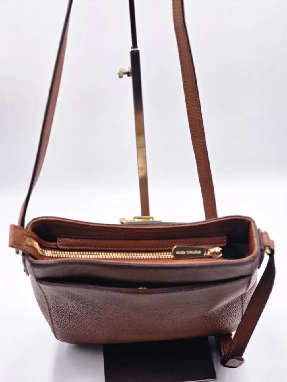 Michael Kors Women's Tan Pebbled Leather Hamilton Traveler Crossbody Bag  3371